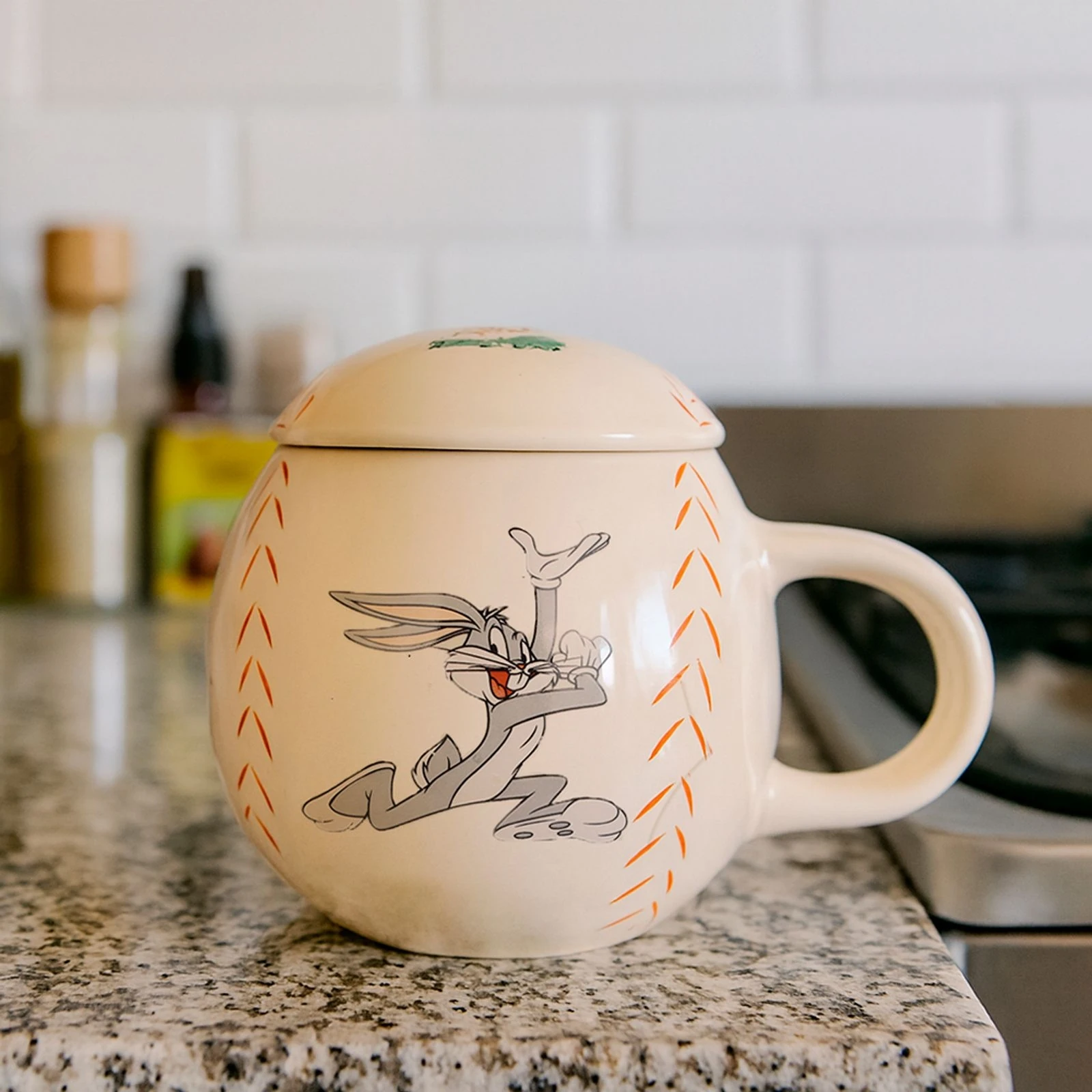 Bugs Bunny Lisanslı Retro Serisi Seramik Kupa 340 ml