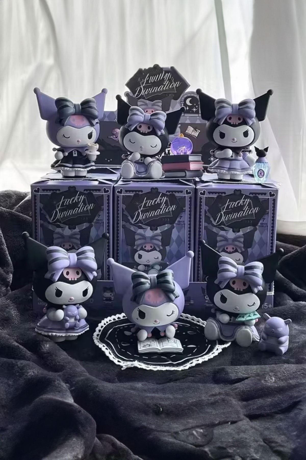 Sanrio Lisanslı Kuromi Şanslı Kehanet Serisi Sürpriz Figürlü Kutu Blind Box