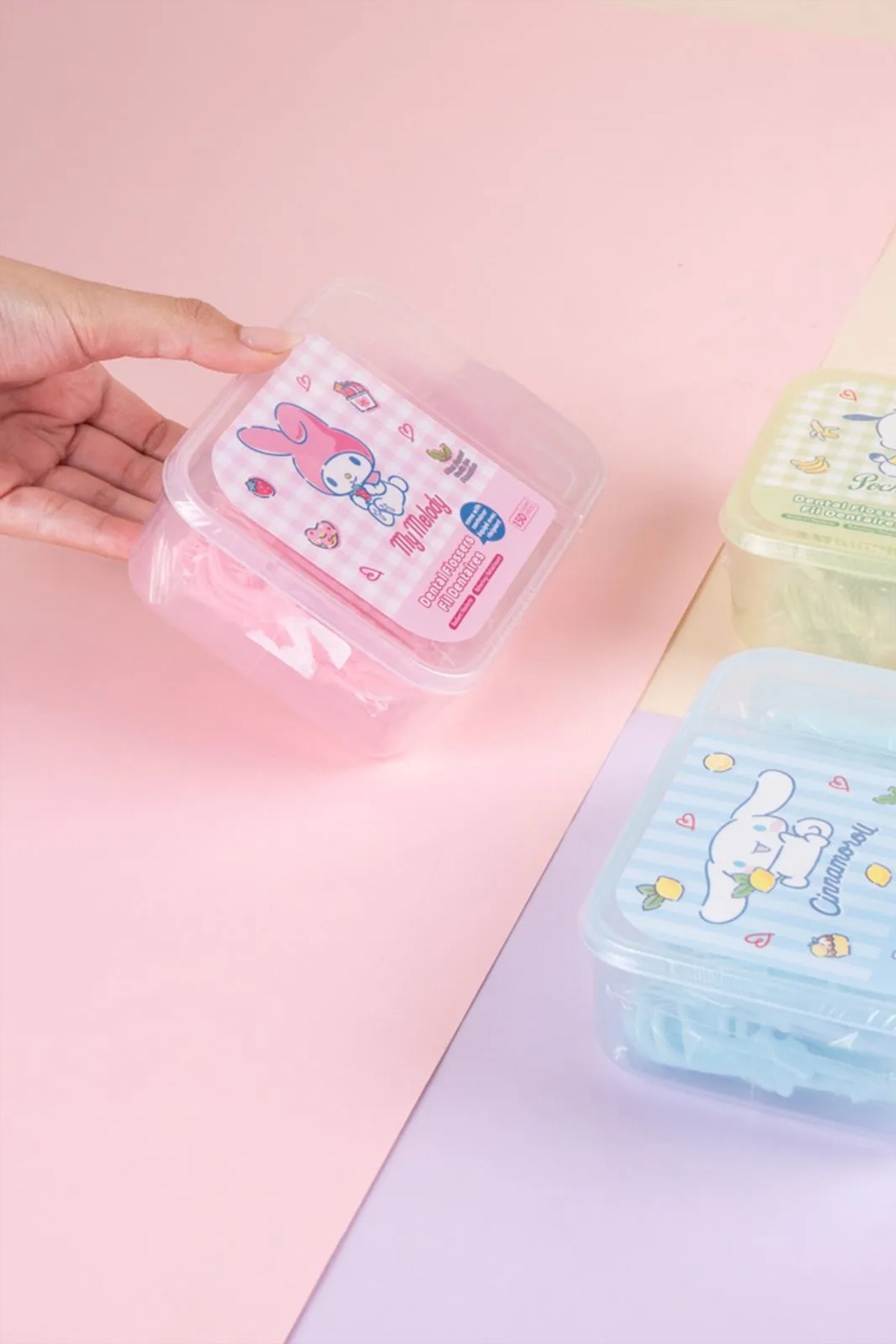 Sanrio Lisanslı Ultra İnce Nane Aromalı Kürdan Tipi Diş İpi (150 Adet)