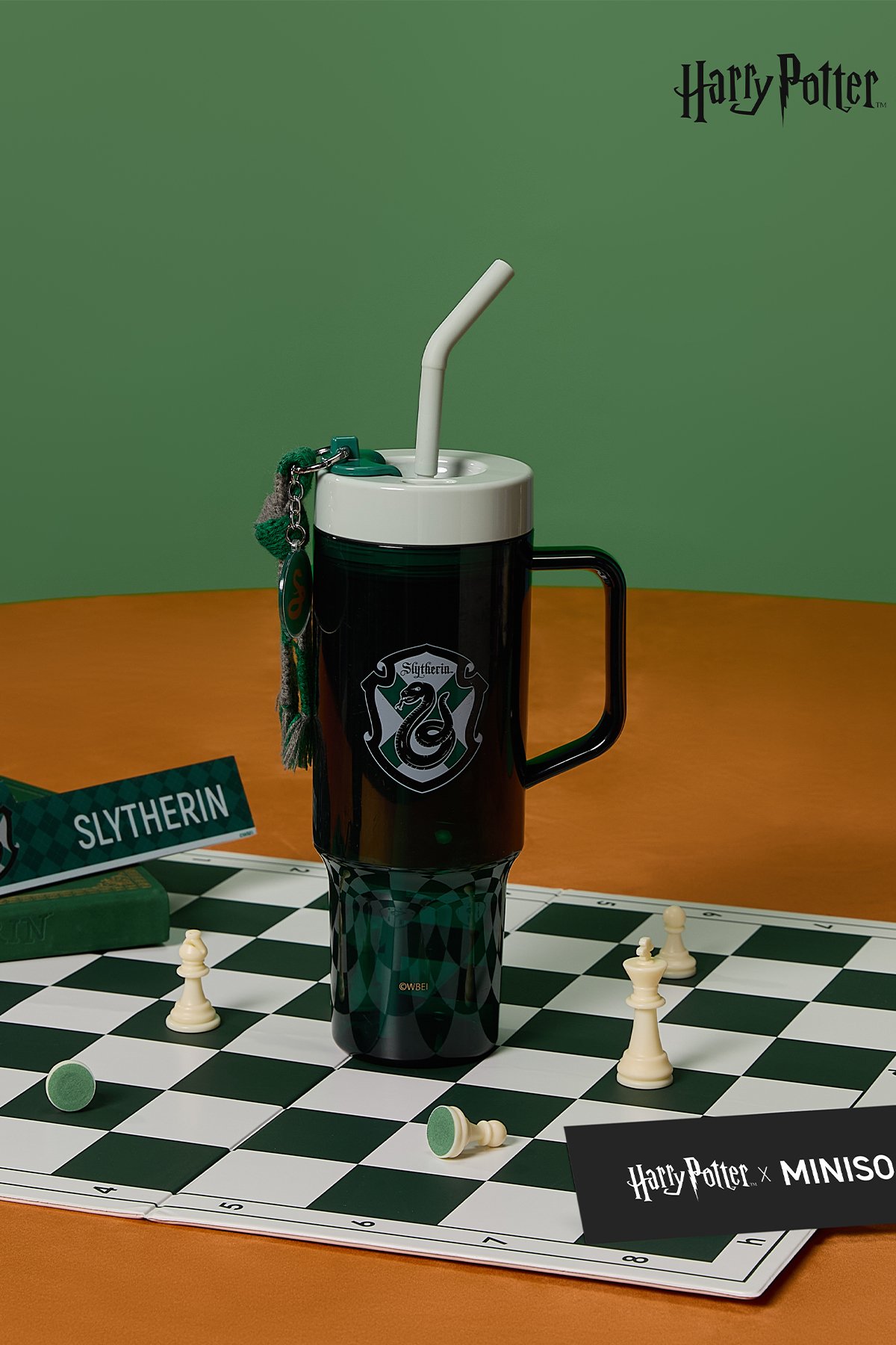 Harry Potter Lisanslı Kulplu Plastik Şişe (1250ml) - Slytherin