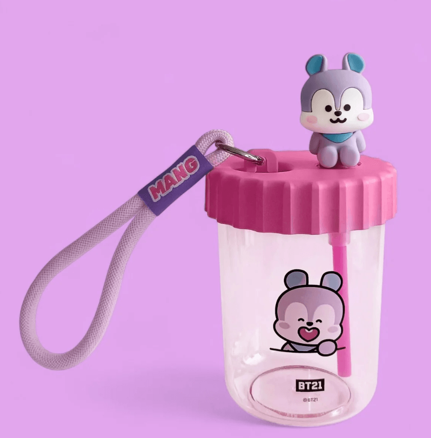 BT21 Lisanslı Süslemeli ve Askılı Plastik Şişe (520mL) - Mang