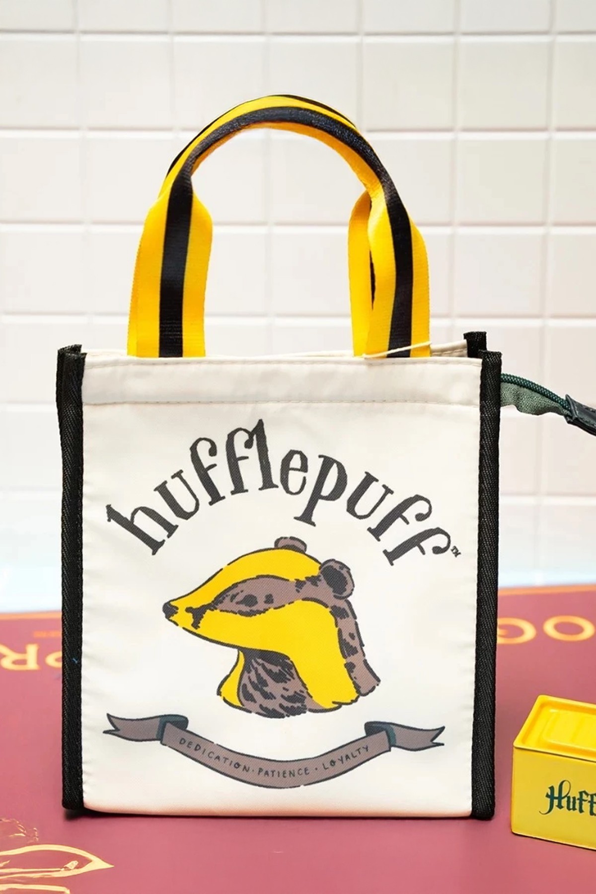 Harry Potter Lisanslı Yiyecek Çantası - Hufflepuff