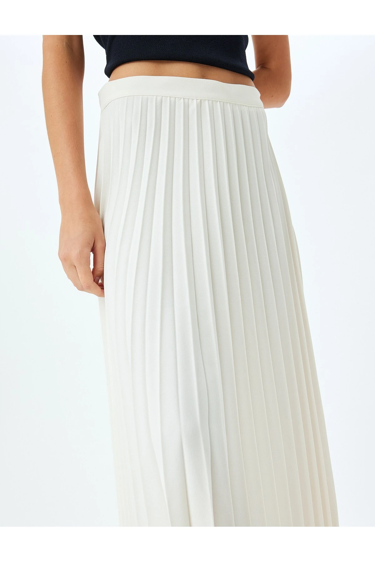 Krep Kumaş Standart Bel Midi Boy Pileli Etek