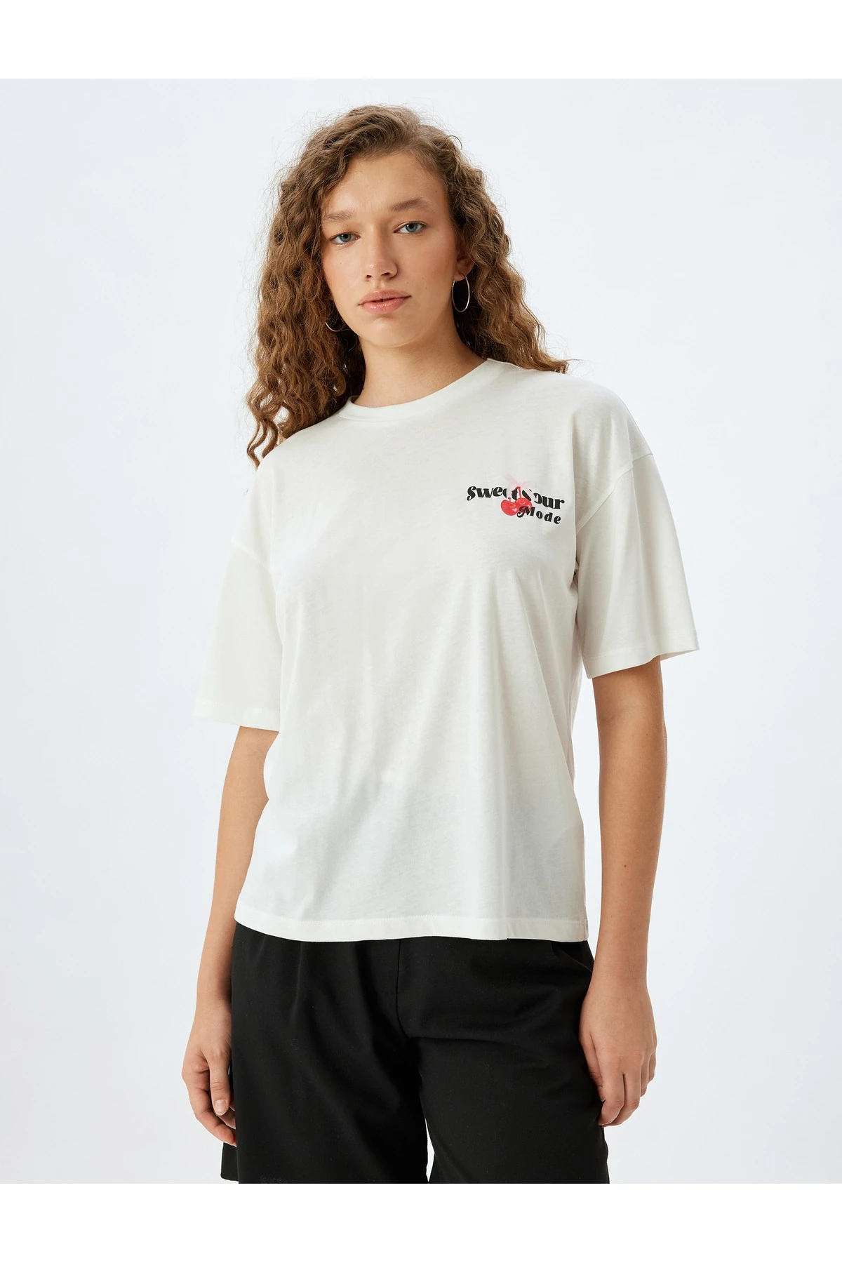 Bisiklet Yaka Ekru Kadın T-Shirt 5SAL10124IK