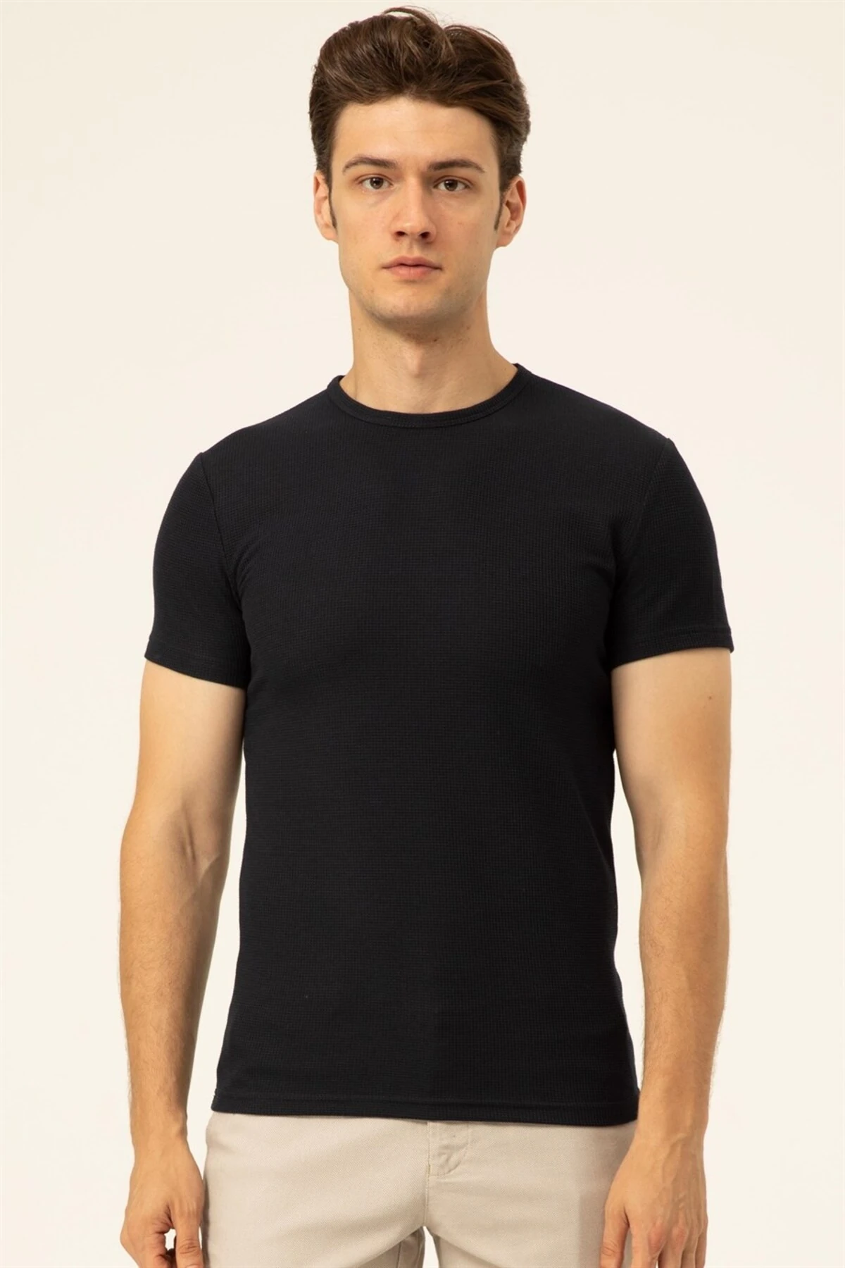Süvari Slim Fit Waffle Desenli O Yaka Siyah Tshirt