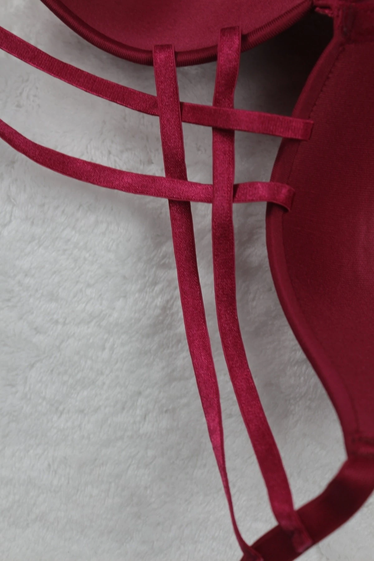 Ebru Çapraz İpli Desteksiz Sütyen-İç Çamaşır