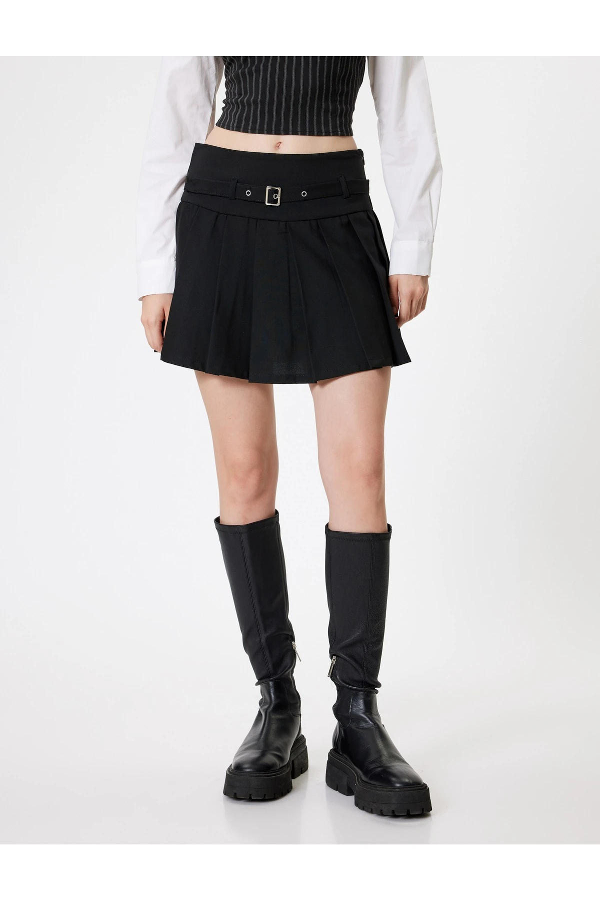 Mini Pileli Etek Kemer Detaylı Standart Bel Slim Fit