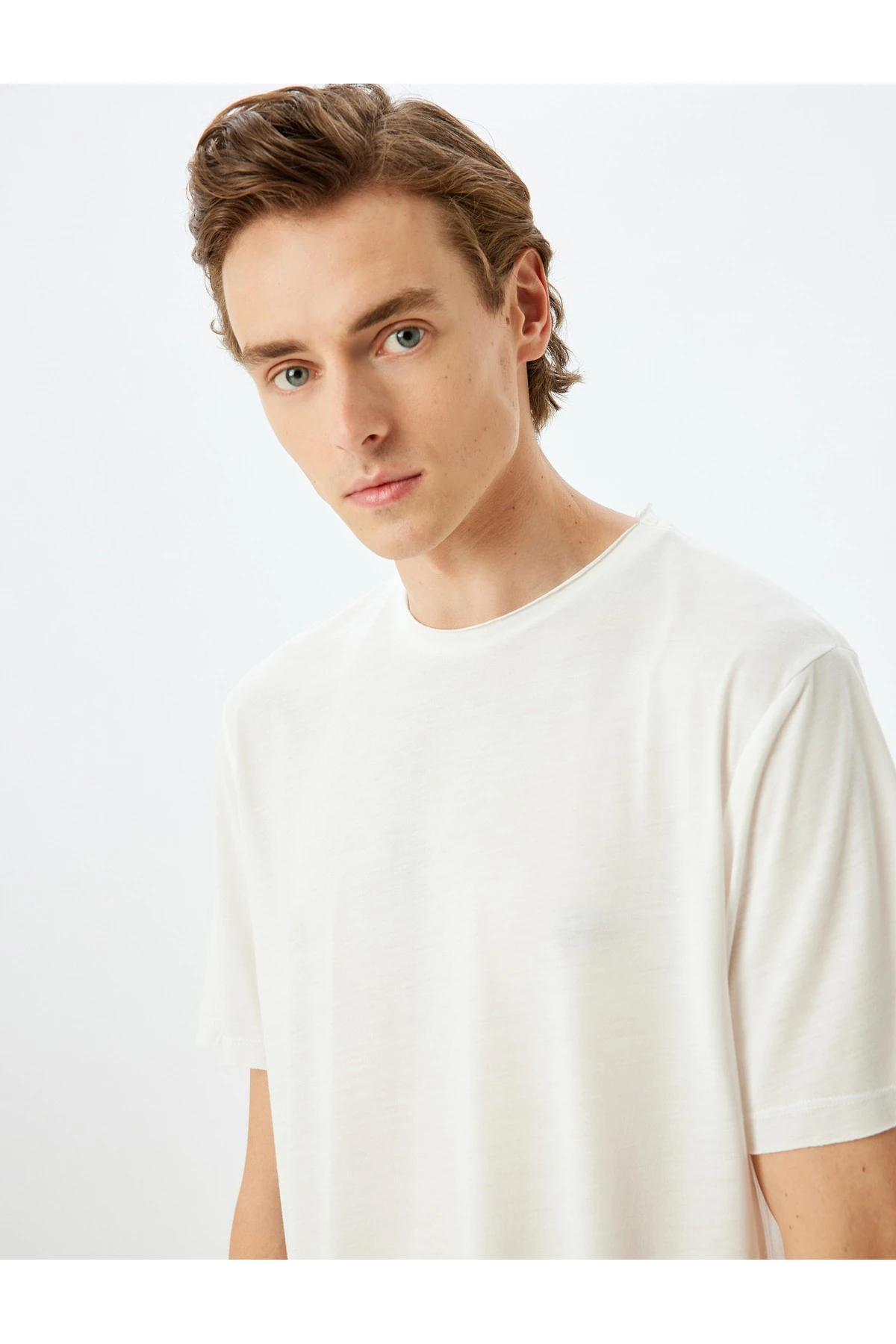 Kısa Kollu Bisiklet Yaka Viskon Karışımlı Beyaz Erkek T-Shirt 5SAM10032HK
