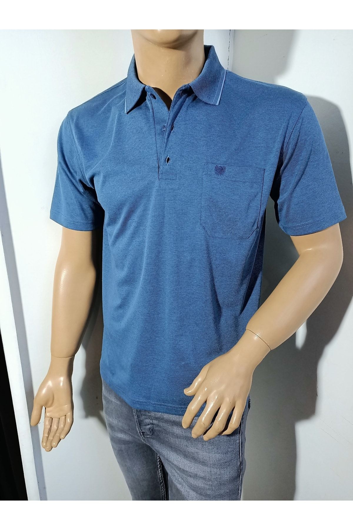 Klasik Tek Cep Yakalı T-shirt