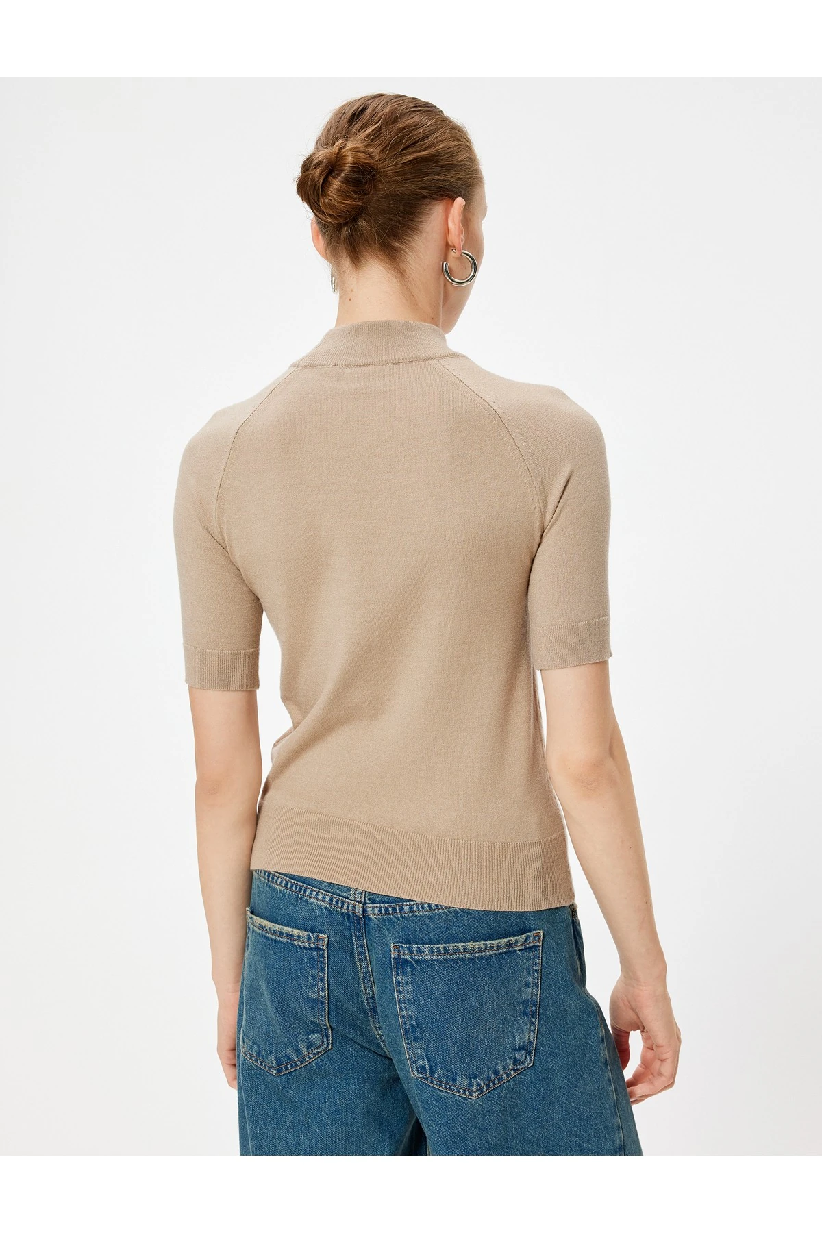 Dik Yaka Triko Kazak Kısa Kollu