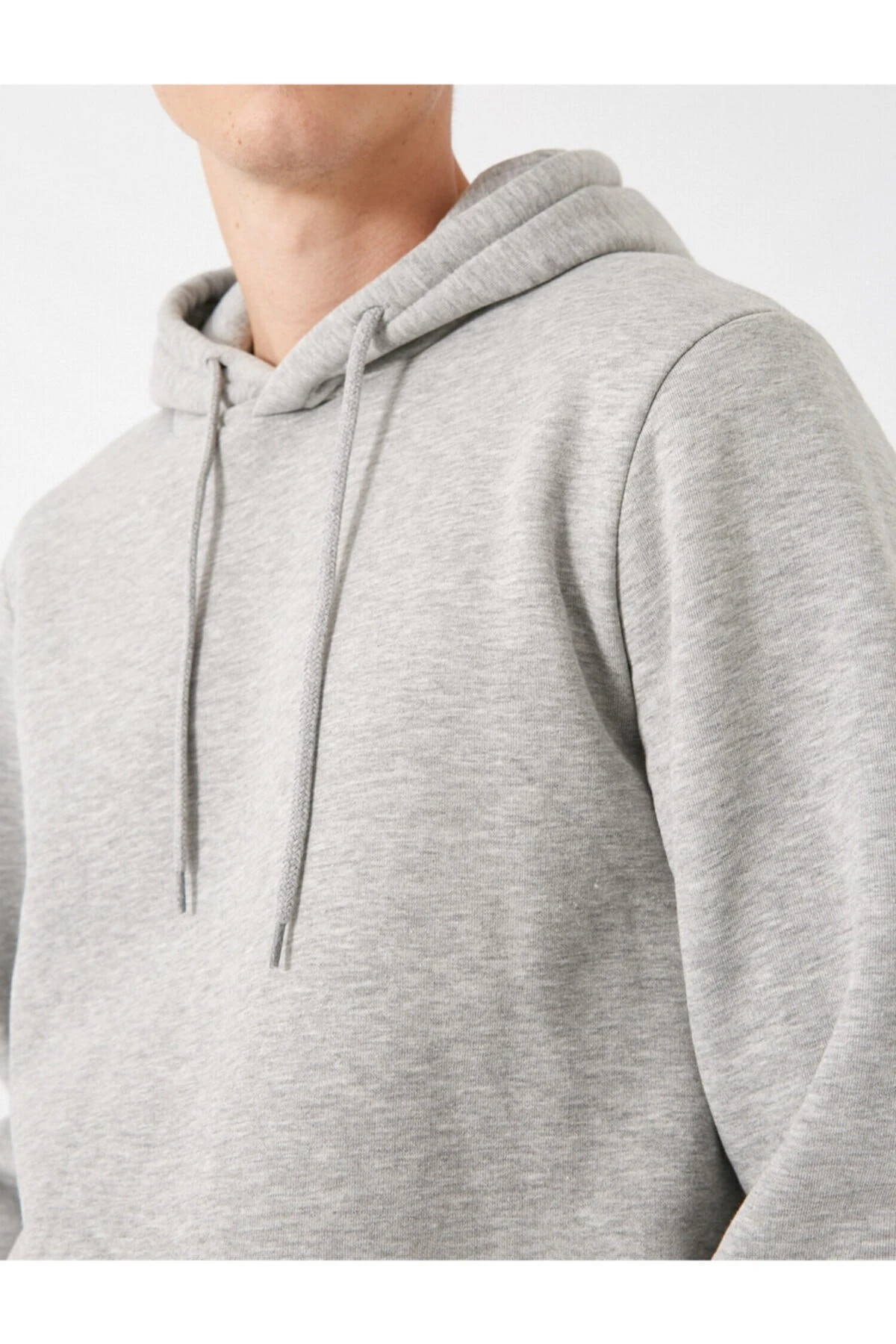 Kapüşonlu Uzun Kollu Sweatshirt