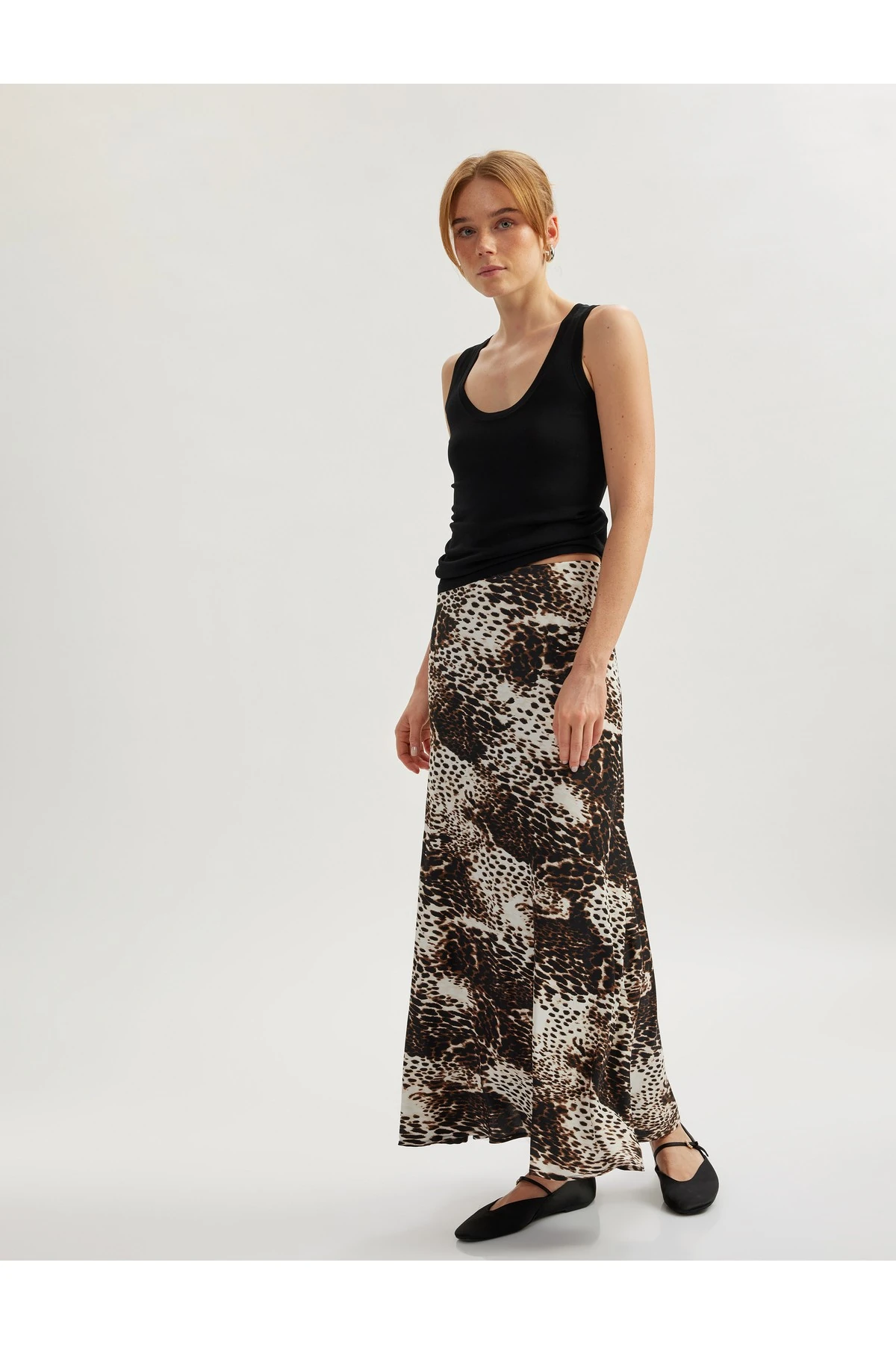 Standart Bel Leopar Desenli Uzun Kloş Saten Etek