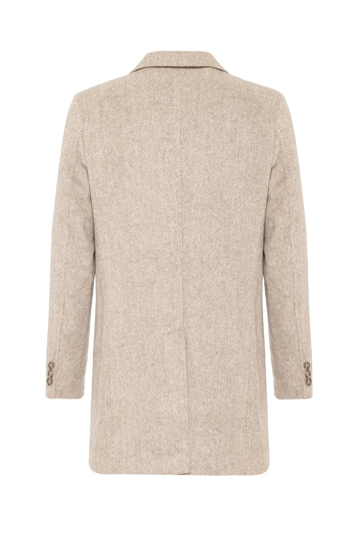 Bej Slim Armürlü Sivri Yaka Kaban