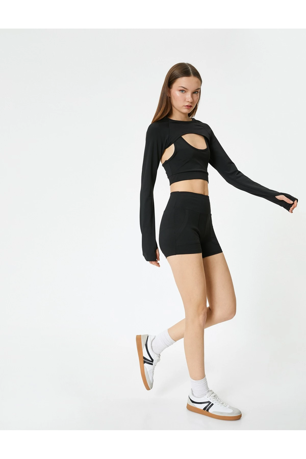 Cepli Ekstra Mini Spor Şort