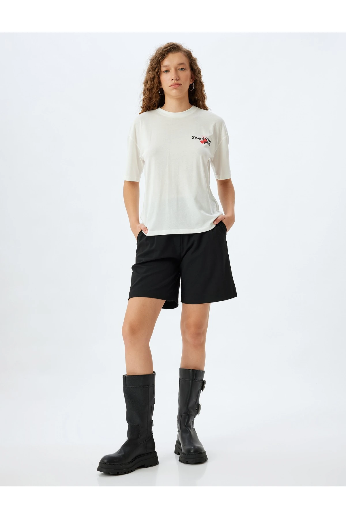 Bisiklet Yaka Ekru Kadın T-Shirt 5SAL10124IK