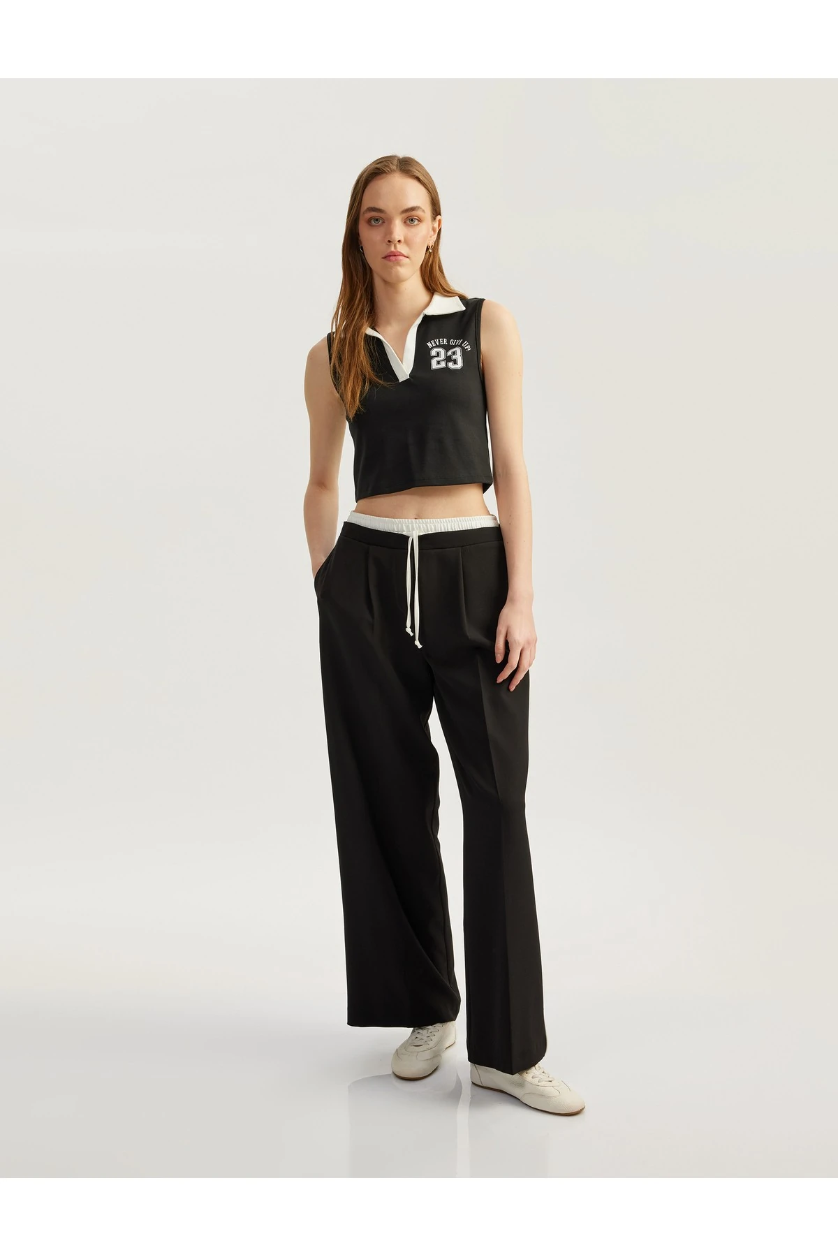 Kolej Baskılı Polo Yaka Kolsuz Renk Bloklu Üst