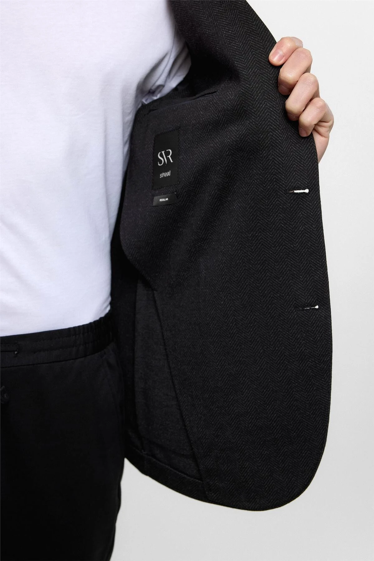 Siyah Regular Fit Mono Yaka 6 Drop Ceket