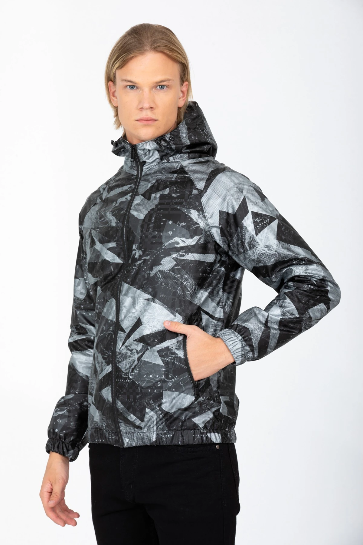 Erkek Siyah Kapüşonlu Desenli Suni Deri Kumaşlı Astarlı Mont/yağmurluk 8069