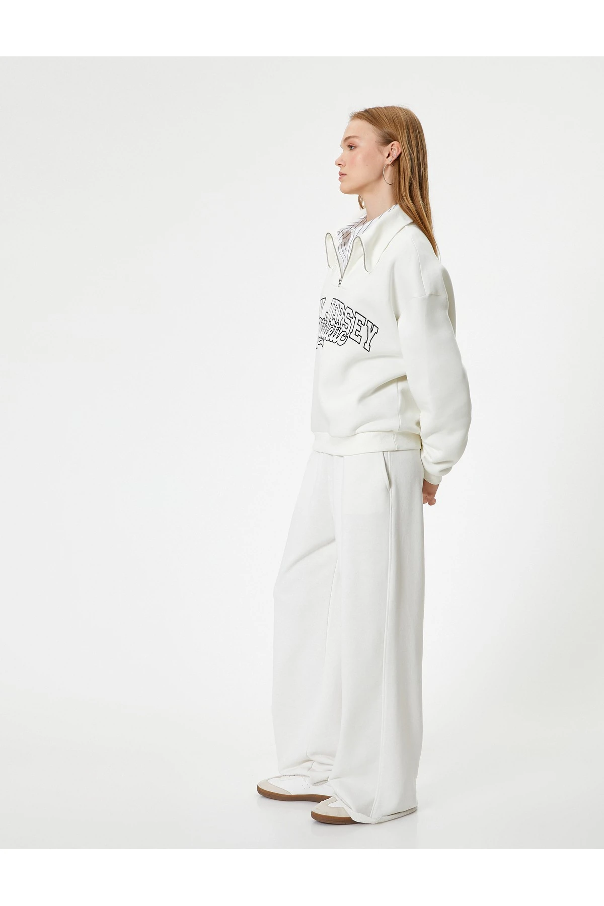 Şardonlu Kolej Sweatshirt Baskılı Yarım Fermuarlı Relax Fit İşlemeli Ribanalı