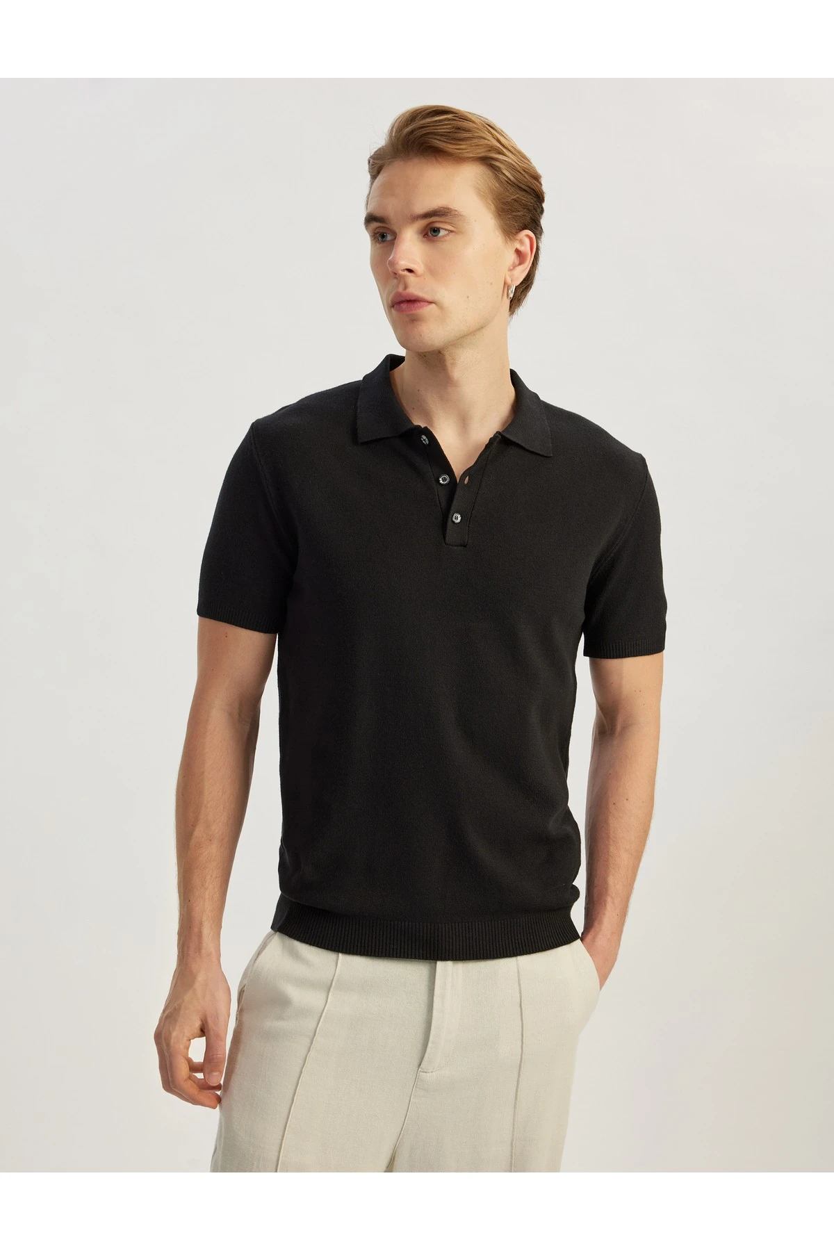 Düğmeli Polo Yaka Viskon Karışımlı Kısa Kollu Triko Kazak