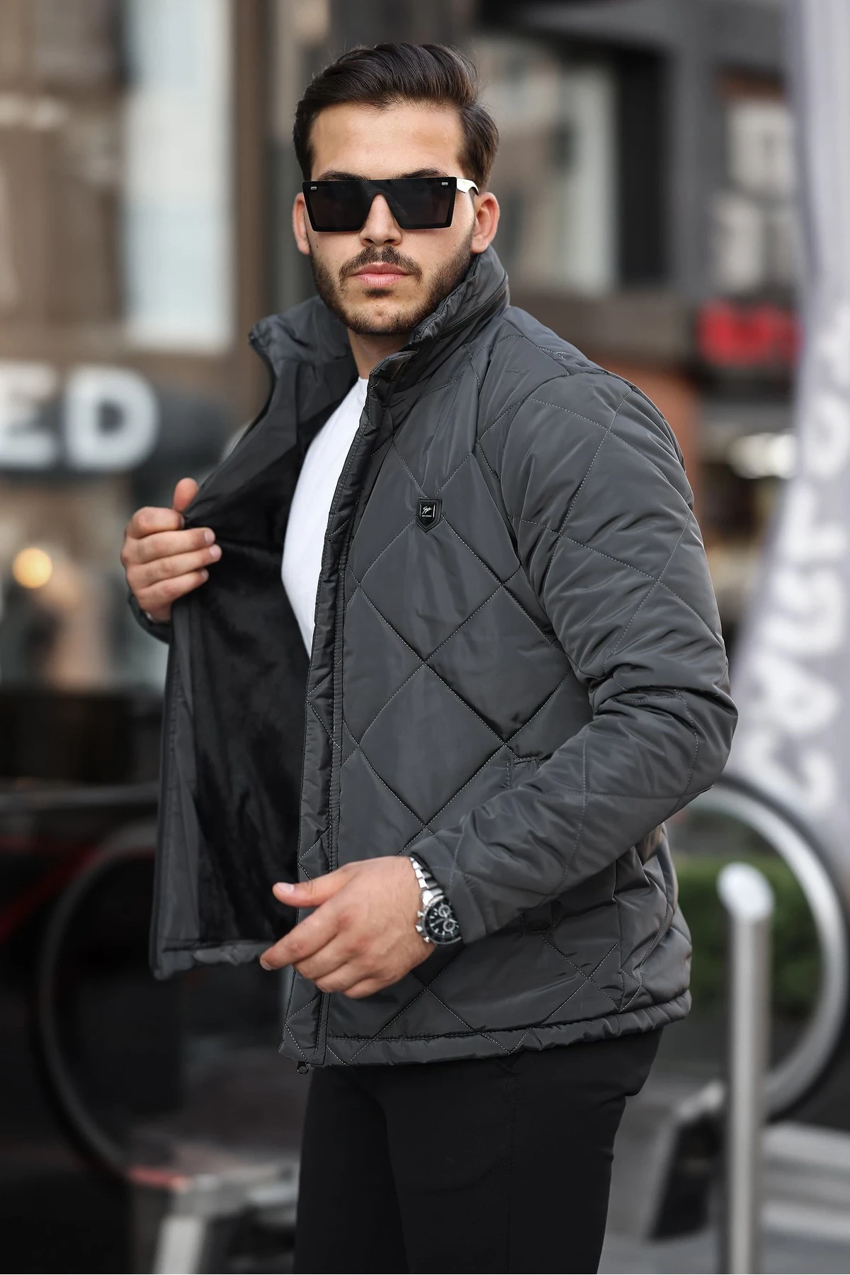 BLUESMODA HAKİM YAKA KAPİTONE GİZLİ KAPÜŞON İÇİ PELUŞ MONT