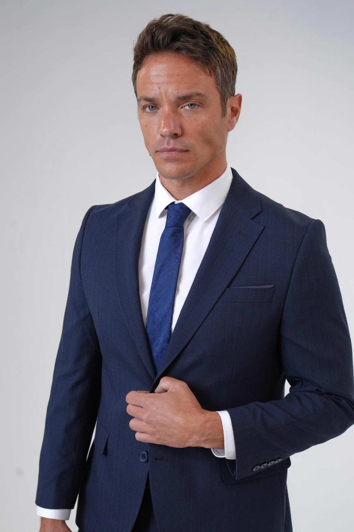 Lacivert Regular Armürlü Sivri Yaka 4 Drop Klasik Takım Elbise