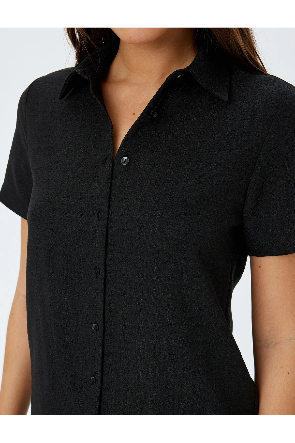 Klasik Yaka Kısa Kollu Gömlek