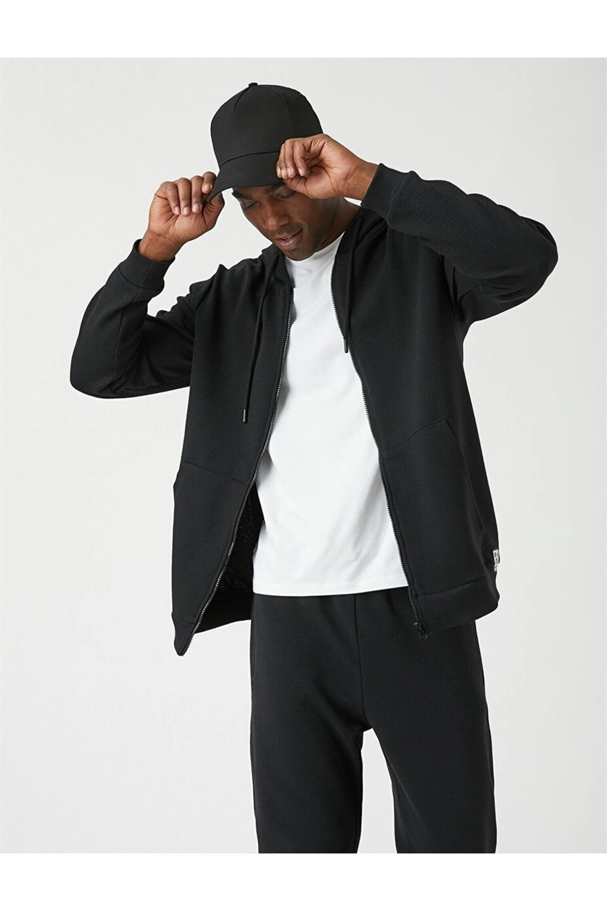 Dokulu Kapşonlu Fermuarlı Sweatshirt