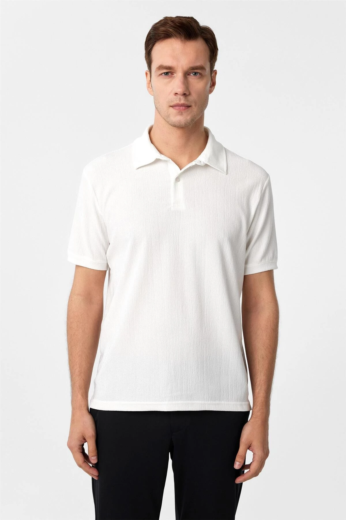 Beyaz Regular Düz Polo Yaka Tişört