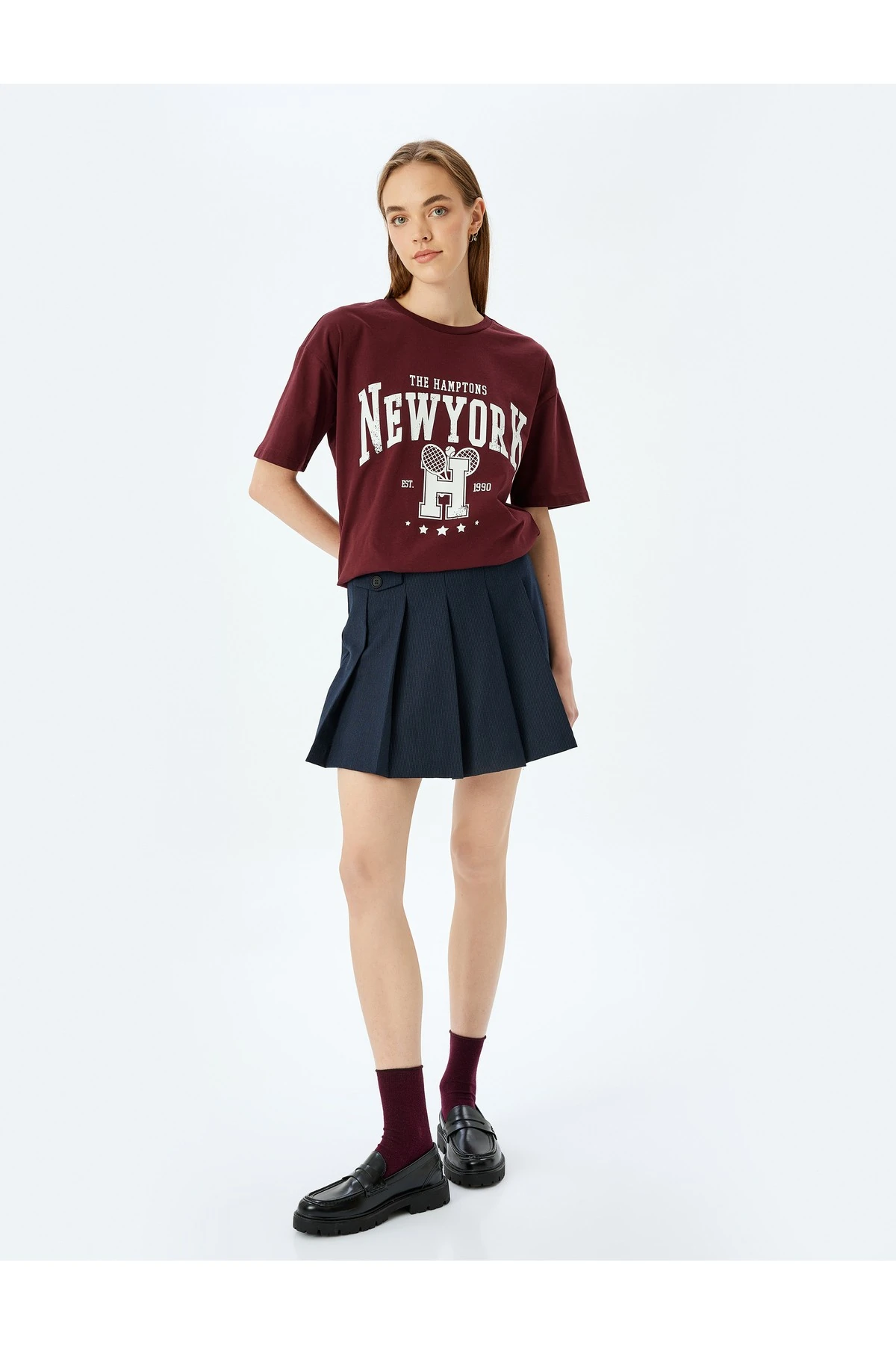 Kolej Baskılı Kısa Kollu Bisiklet Yaka Rahat Kalıp Tişört