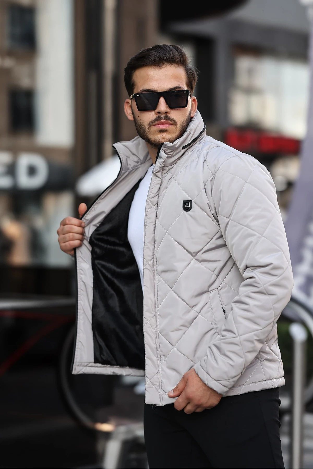 BLUESMODA HAKİM YAKA KAPİTONE GİZLİ KAPÜŞON İÇİ PELUŞ MONT