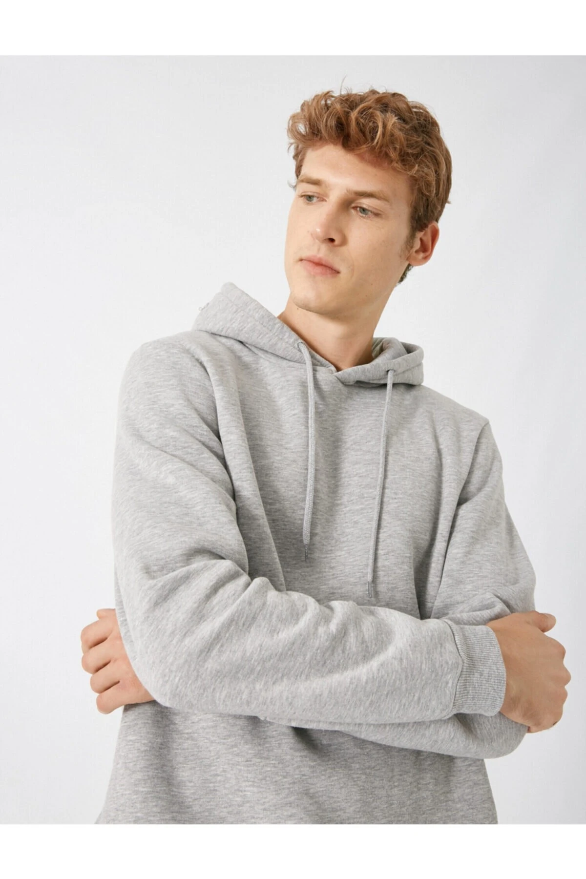 Kapüşonlu Uzun Kollu Sweatshirt