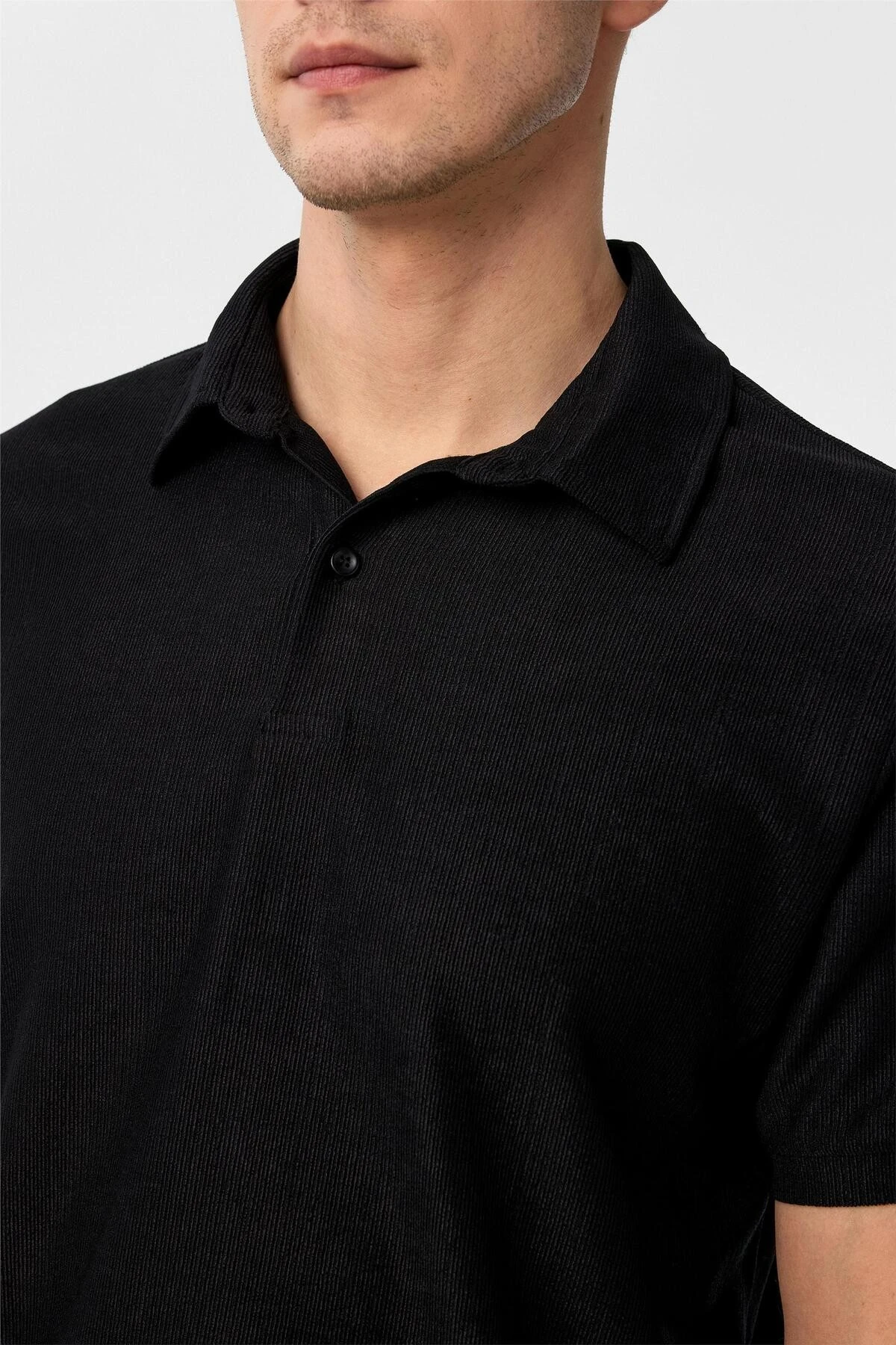 Beyaz Regular Düz Polo Yaka Tişört