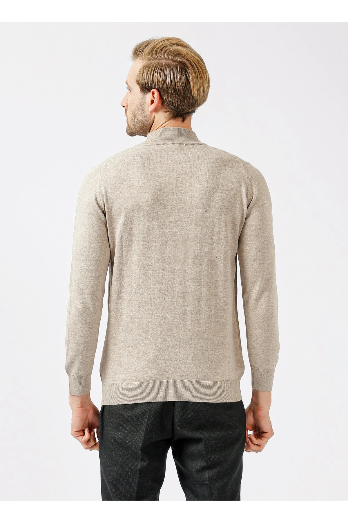 Yarım Balıkçı Yaka Regular Fit Düz Açık Bej Erkek Kazak TR2013700251