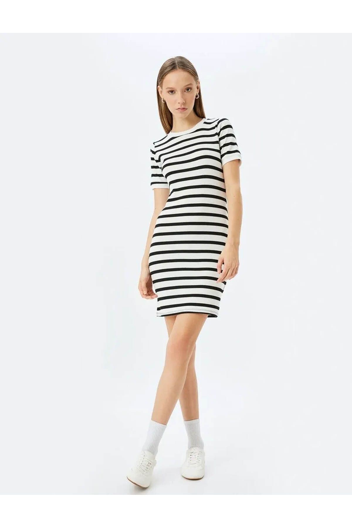 Mini Bisiklet Yaka Kısa Kollu Fitilli Slim Fit Elbise