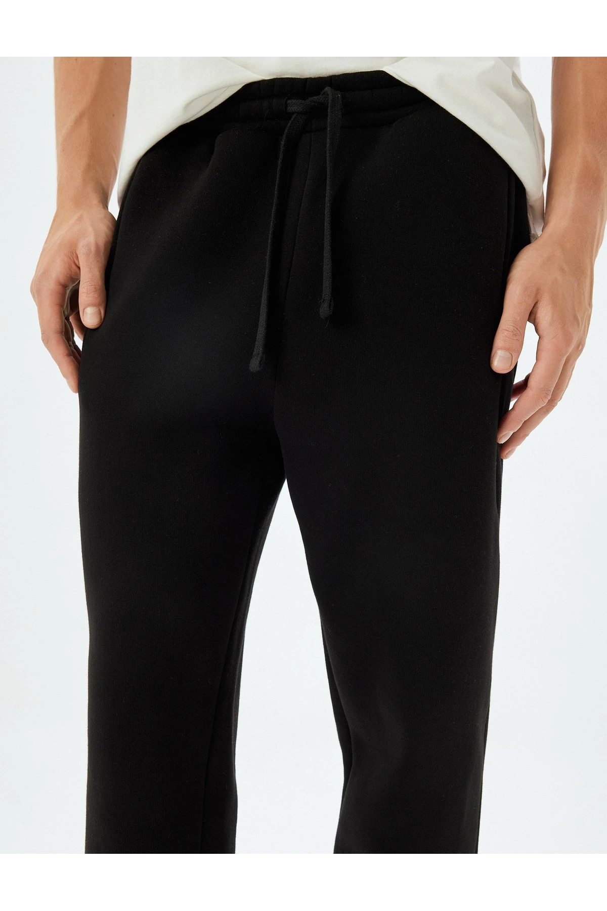 Kışlık Eşofman Altı Beli Bağcıklı Dikiş Detaylı Cepli Pamuk Karışımlı Lastikli Paça Şardonlu