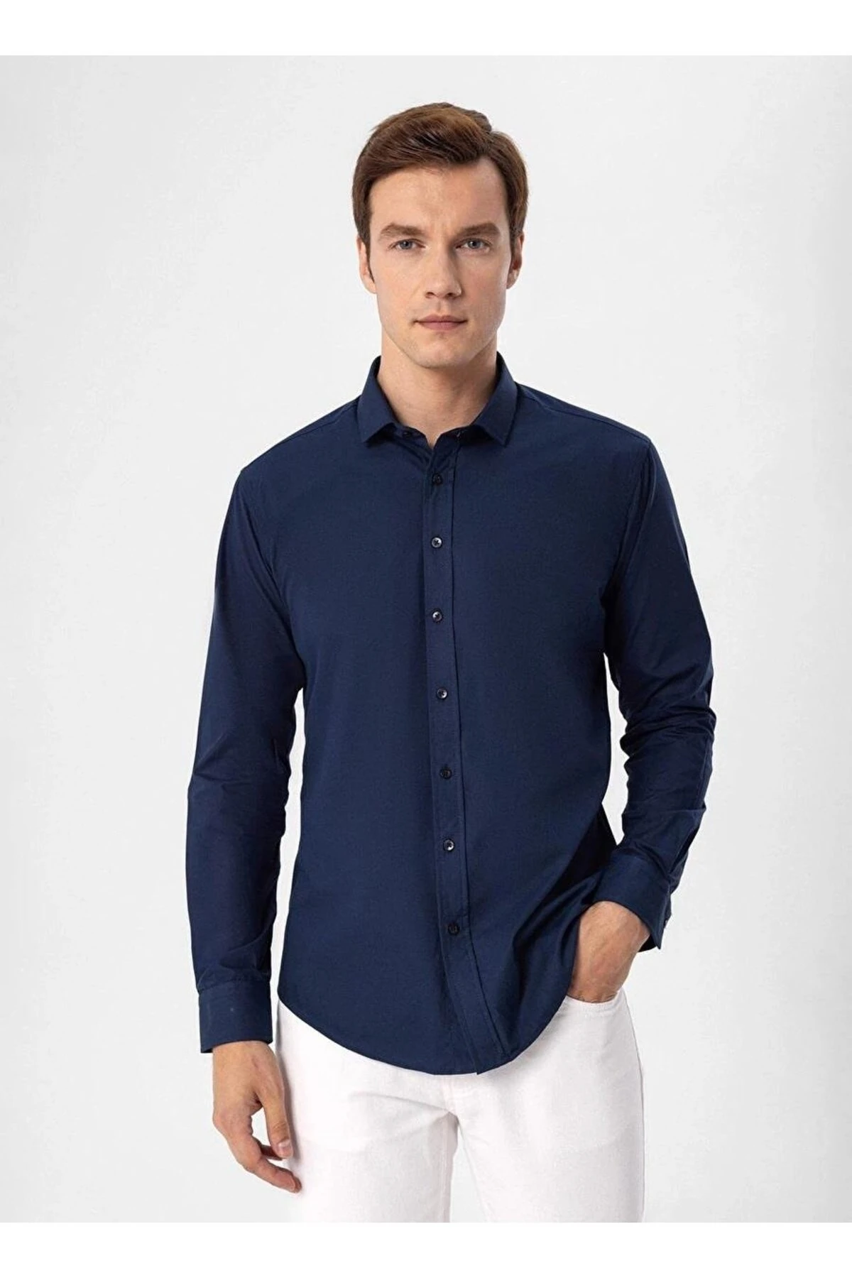 Süvari Dar Kalıp Kolay Ütülenebilir Pamuklu Düz Beyaz Gömlek