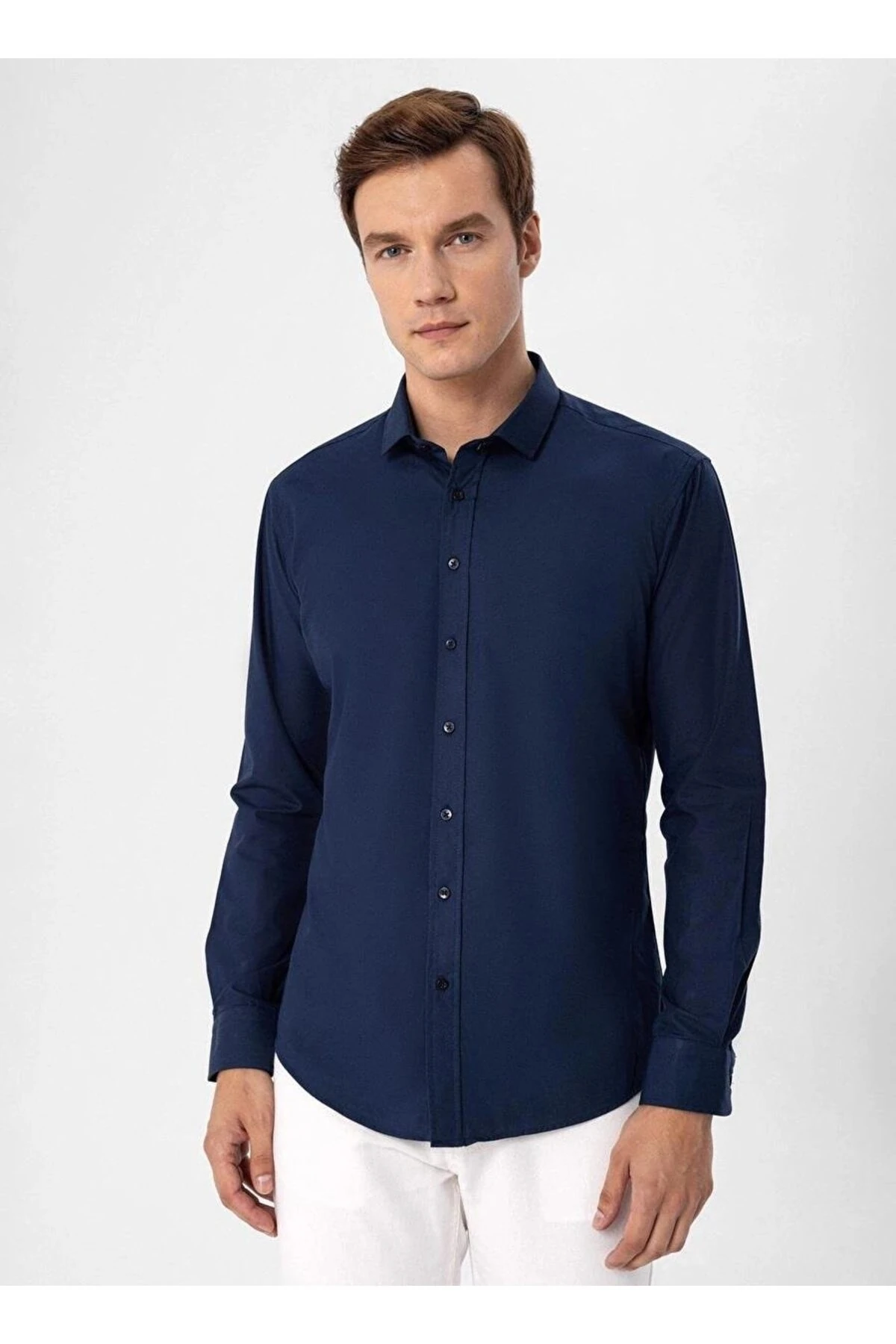 Süvari Dar Kalıp Kolay Ütülenebilir Pamuklu Düz Beyaz Gömlek