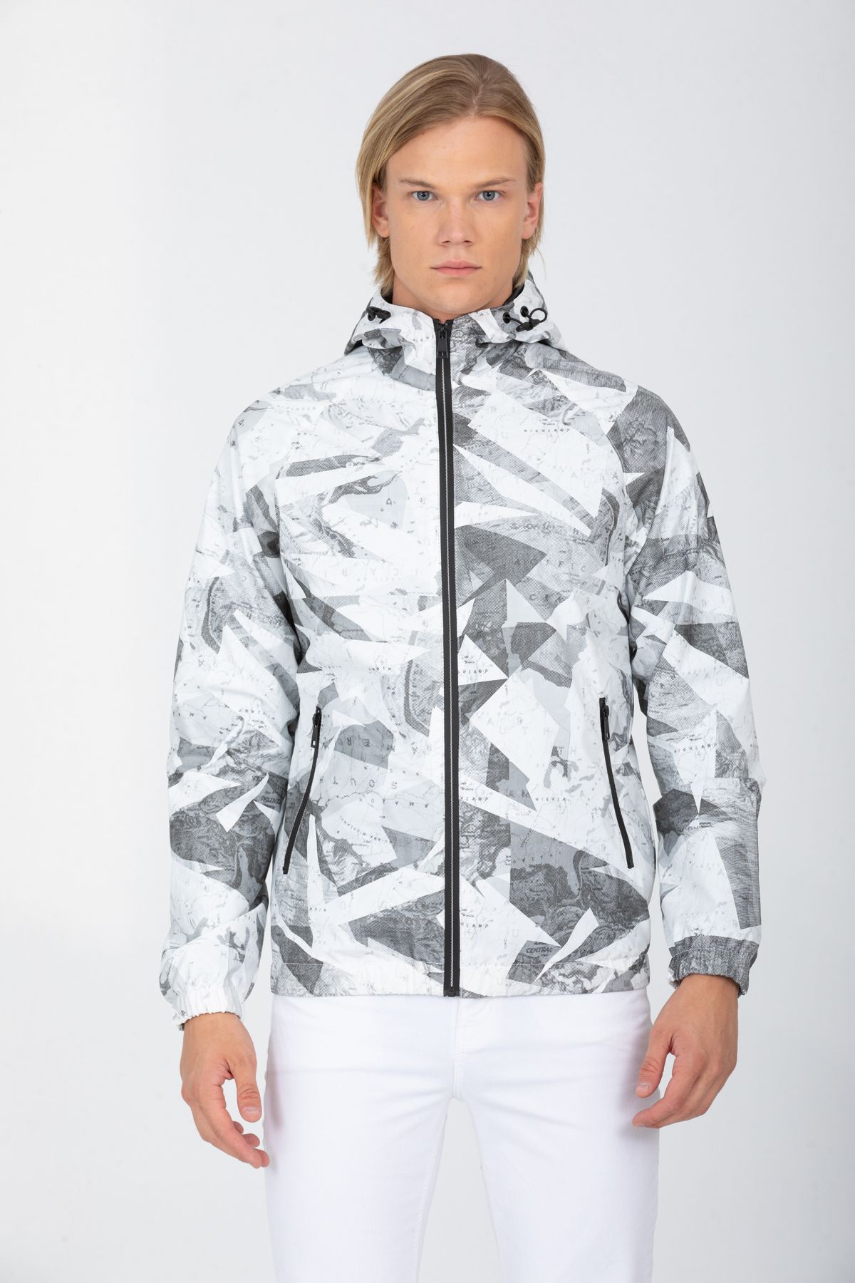 Erkek Beyaz Kapüşonlu Desenli Suni Deri Kumaşlı Astarlı Baharlık Mont 8069