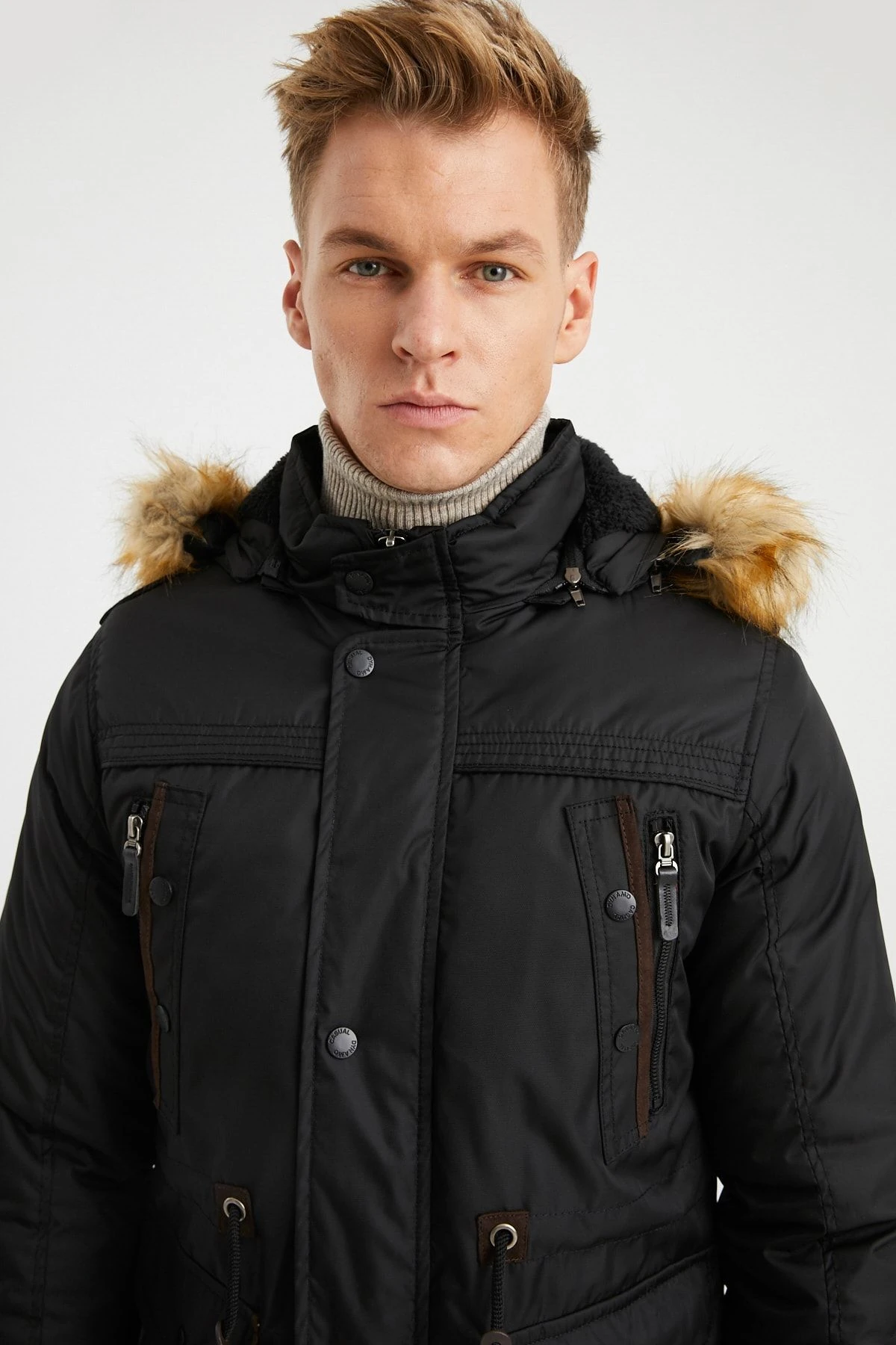 Erkek Siyah Kapüşonlu Kürk Astarlı Su Geçirmez Kalın Kaban