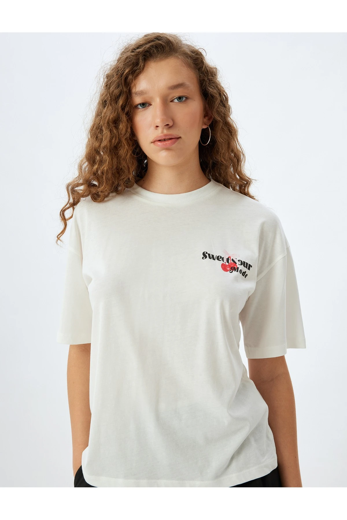 Bisiklet Yaka Ekru Kadın T-Shirt 5SAL10124IK