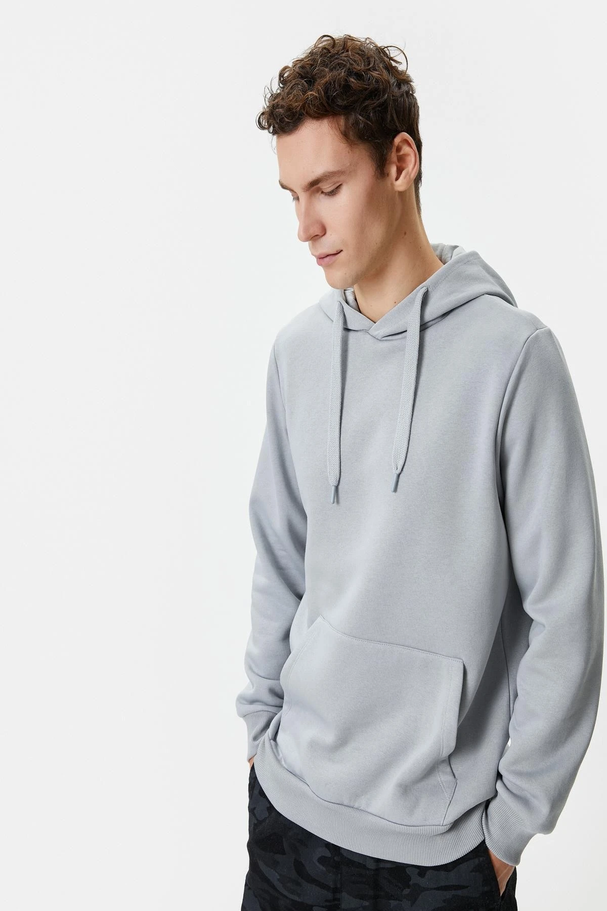 Kapşonlu Sweatshirt Kanguru Cep Detaylı Uzun Kollu Şardonlu