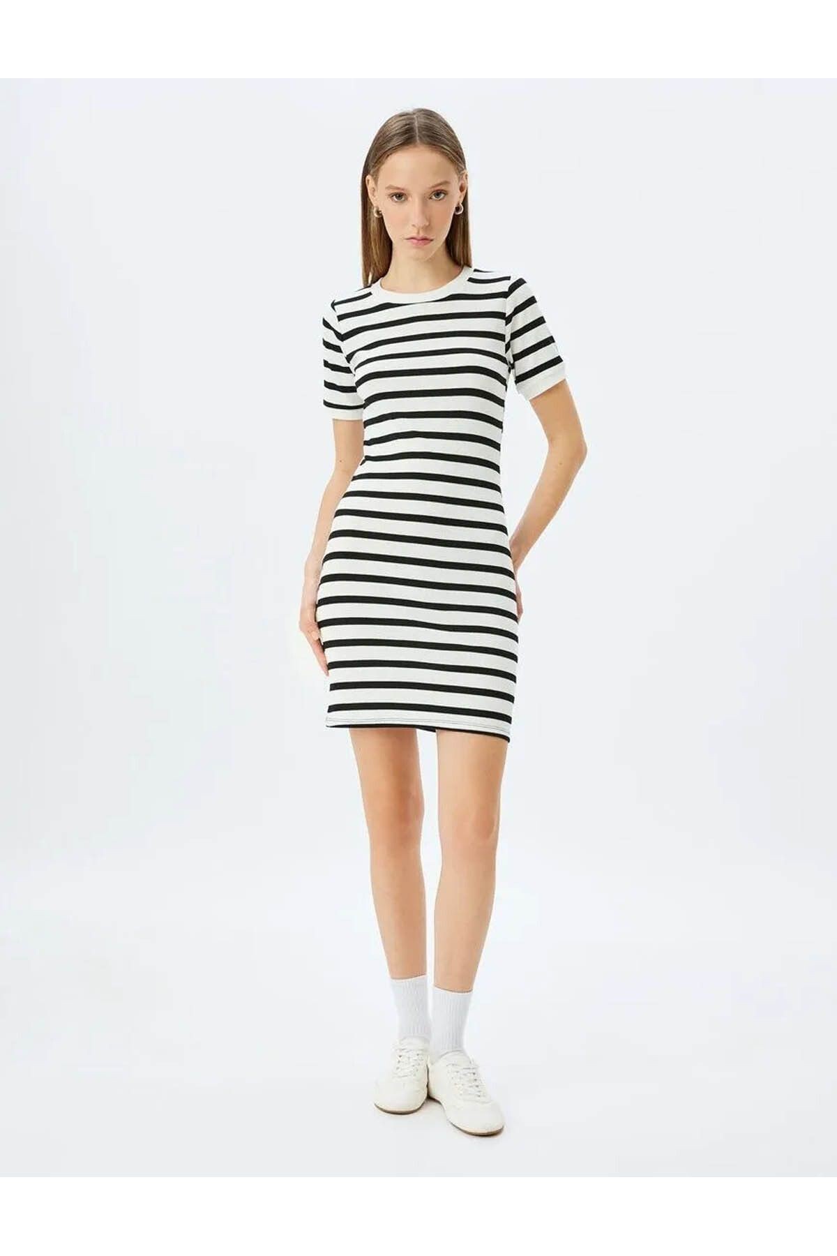Mini Bisiklet Yaka Kısa Kollu Fitilli Slim Fit Elbise