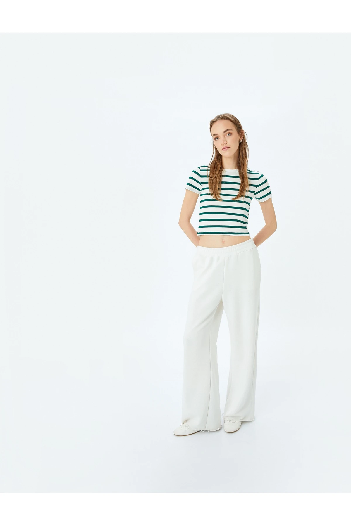 Basic Çizgili Bisiklet Yaka Kısa Kollu Kaşkorse Slim Fit Kadın Tişört