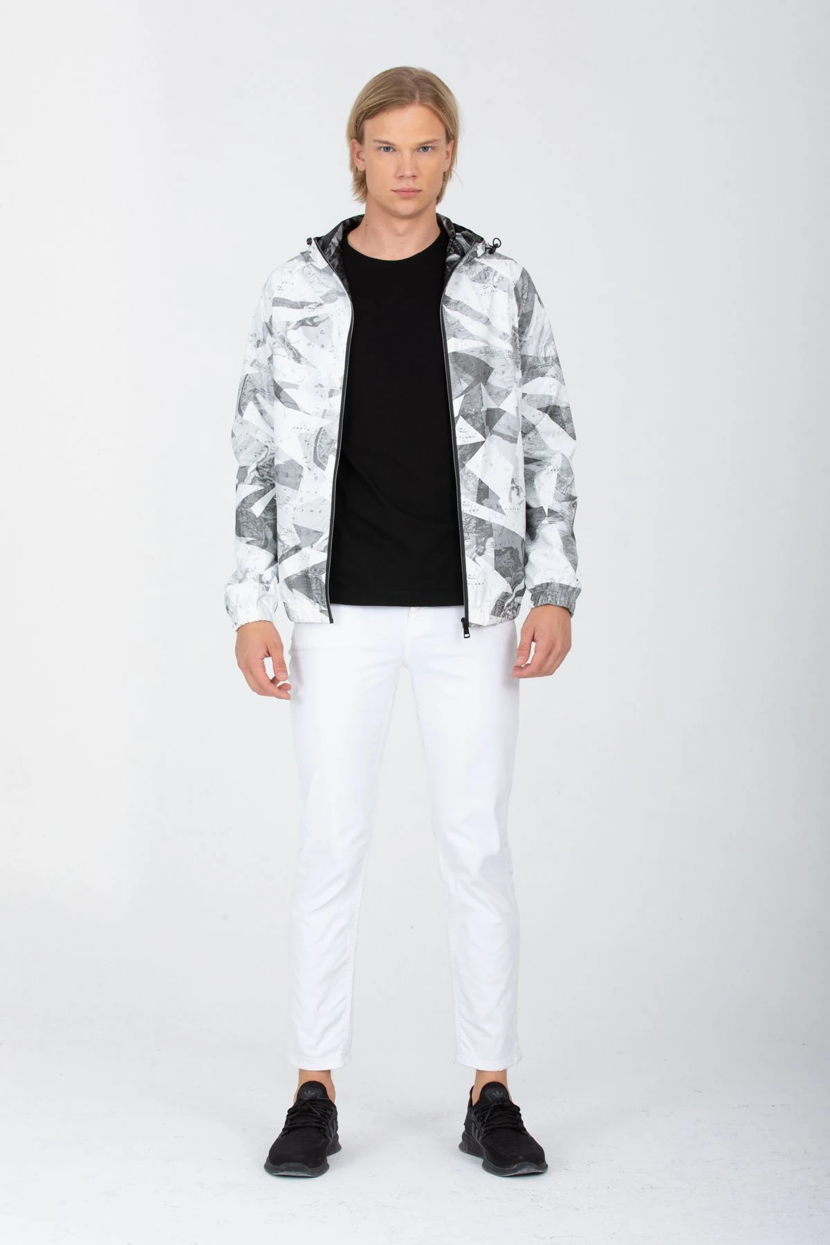 Erkek Beyaz Kapüşonlu Desenli Suni Deri Kumaşlı Astarlı Baharlık Mont 8069