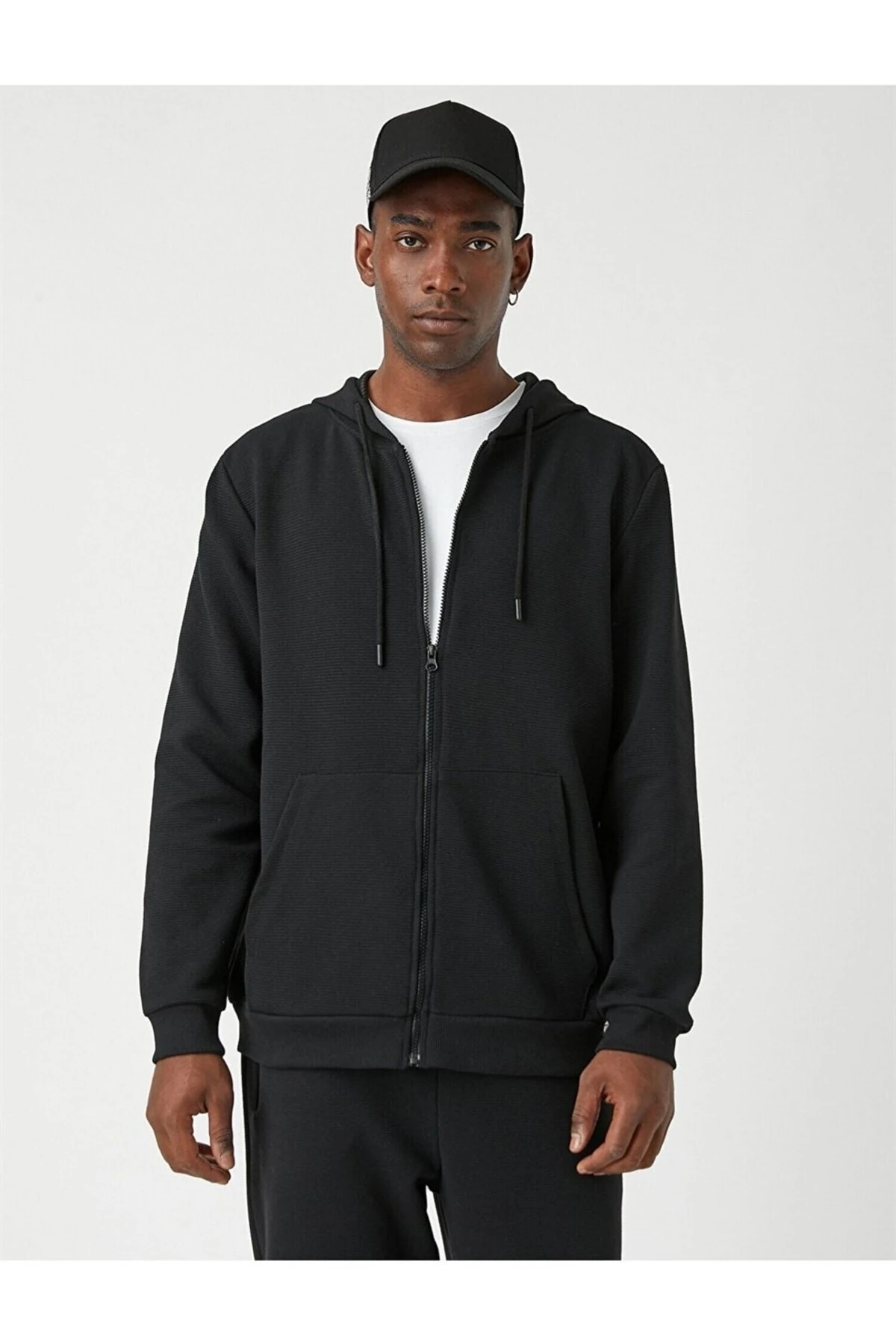 Dokulu Kapşonlu Fermuarlı Sweatshirt