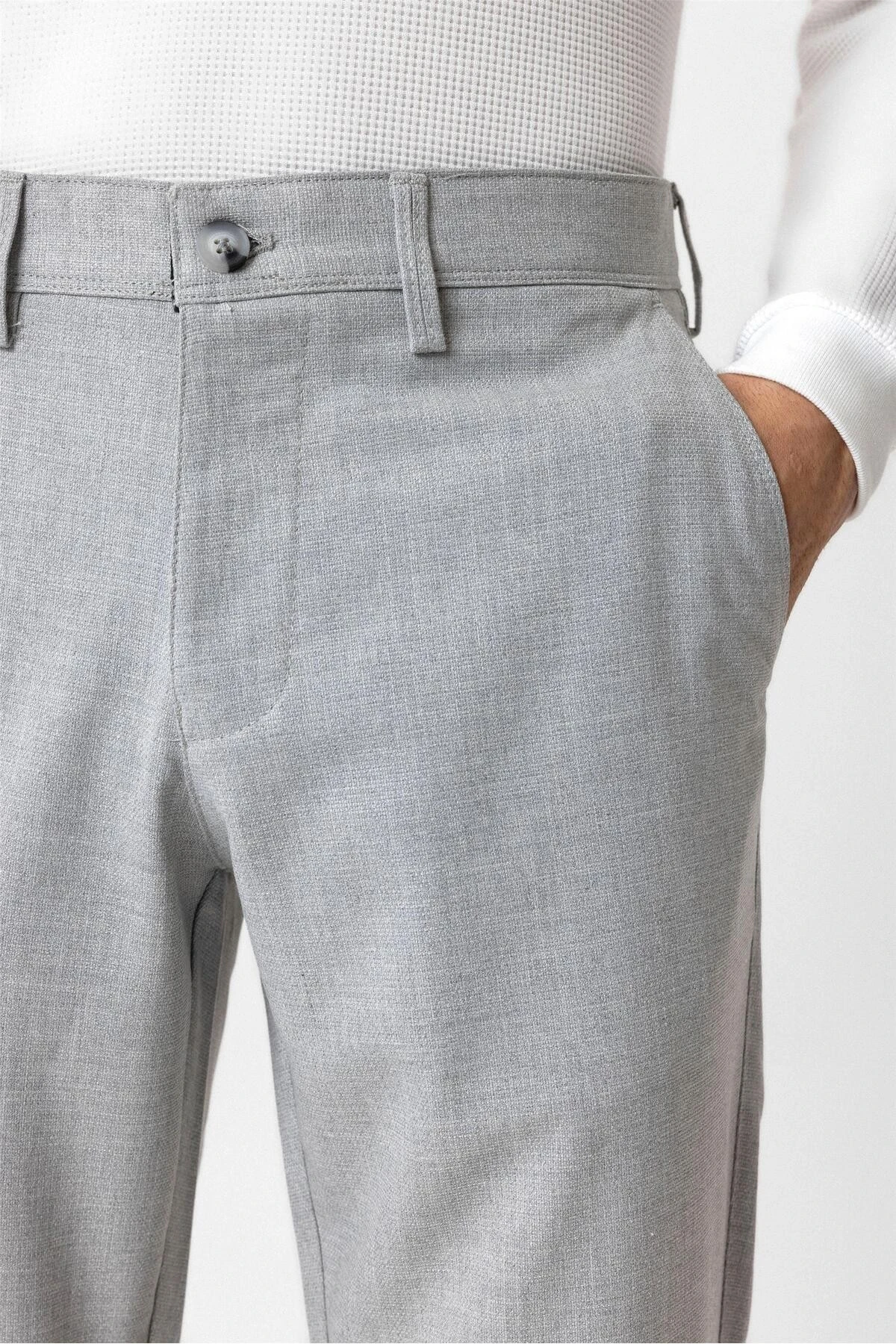 Süvari Dar Kalıp Armür Desenli Bej Keten Pantolon