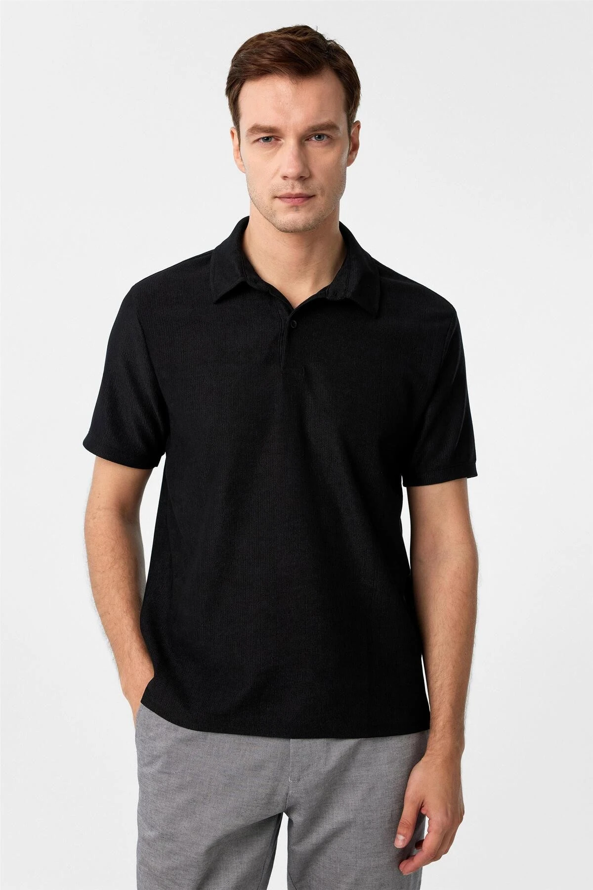 Beyaz Regular Düz Polo Yaka Tişört