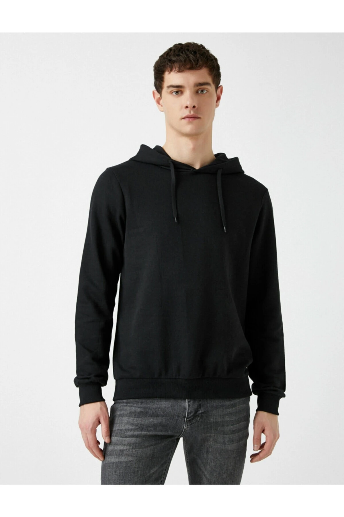 Erkek Siyah Kapüşonlu Pamuklu Uzun Kollu Basic Sweatshirt