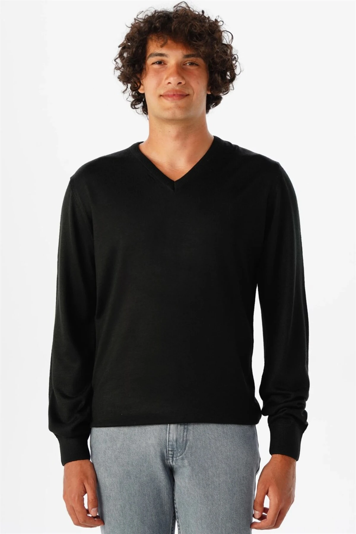 Süvari Rahat Kalıp Yünlü Düz Siyah V Yaka Triko